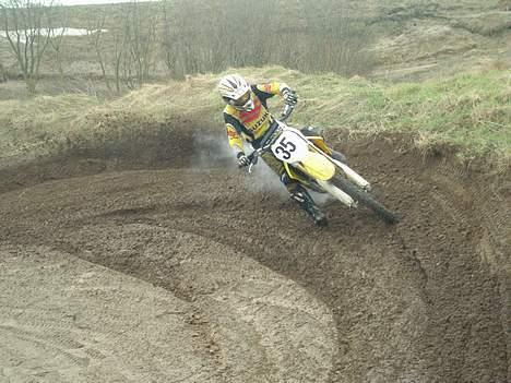 Suzuki RM 125/85 Solgt - første træning med den nye motor... 07 85 motor billede 7