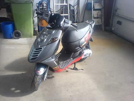 Aprilia Sonic (SOLGT)   billede 2