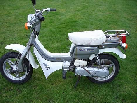 Suzuki Fz 50# Solgt - Mit stel skal også malet  billede 3