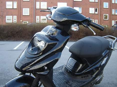 PGO HOT 50 billede 4