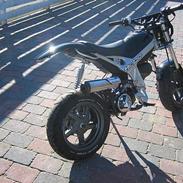 Suzuki Street magic SOLGT