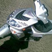 Peugeot speedfight 3