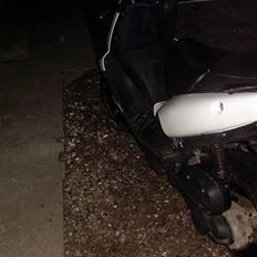 Aprilia Sr ditech bytte til space