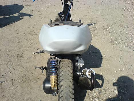 Aprilia sonic lc - bagskjold billed snyder lidt da det er mørkt der.. kommer nye når jeg kommer ud i solen med det billede 7