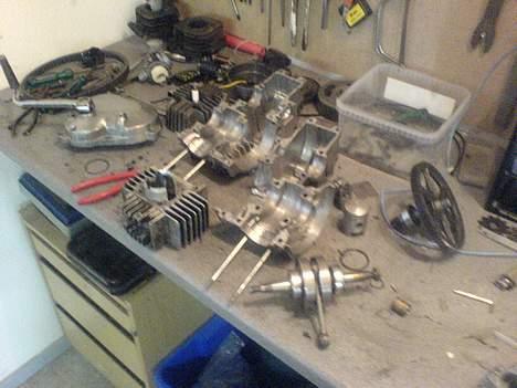 Puch maxi kl [solgt] - motoren lige nu :(  billede 16