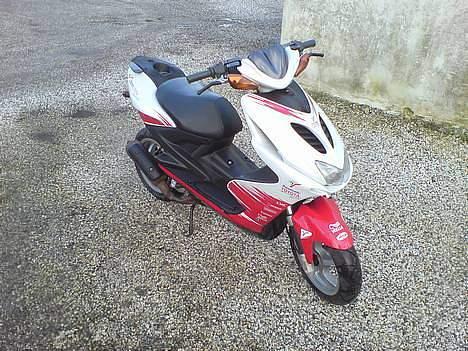 Yamaha Aerox F1 Toyota SÆLGES billede 2