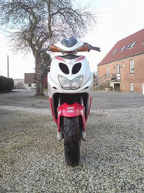 Yamaha Aerox F1 Toyota SÆLGES billede 9