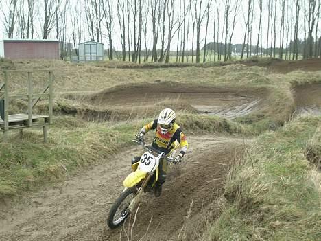 Suzuki RM 125/85 Solgt - første træning med den nye motor... 07 85 motor billede 11