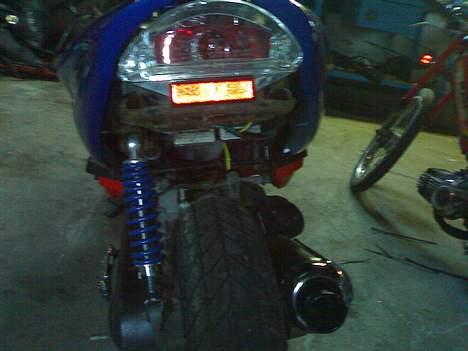 CPI hussar SOLGT  - Fjernet bagskærm, og nr. plade holder billede 12