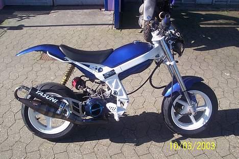 Suzuki street maigc SOLGT billede 4