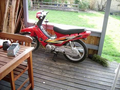 Jincheng Zongshen ZS50Q-3 (SOLGT) billede 2