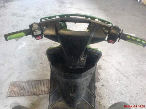 Yamaha Jog FS | SOLGT - Drivers view billede 6