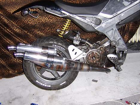 Suzuki street magic.. (SLOGT.). - motor.. ;)  og min over lækker fasmem udstødning ;) billede 16