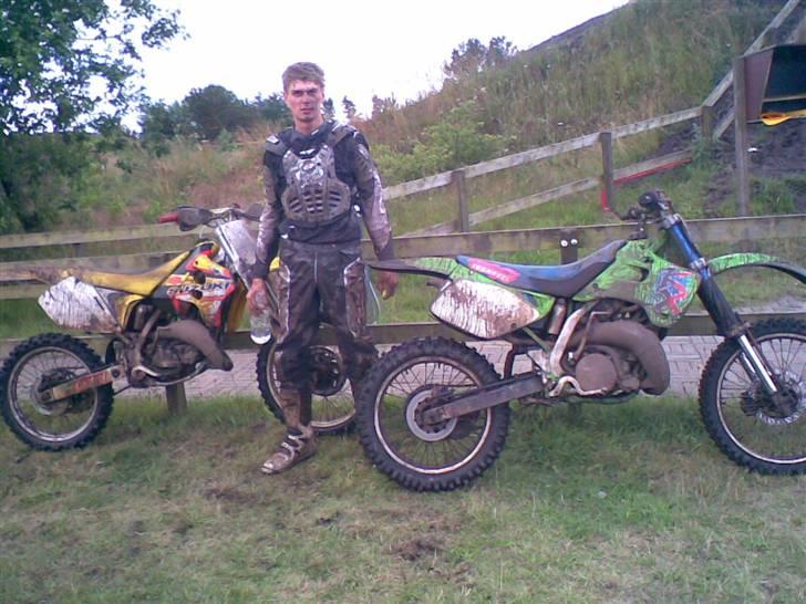 Suzuki RM 125 Solgt - mig og mads på uhre billede 19