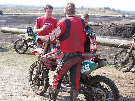 Honda Cr 125r - Mangler der ikke noget?.. Nåe jo en bagskærm AV! billede 9