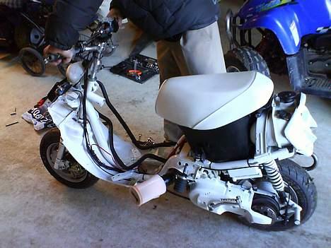 Yamaha Jog med Evo SOLGT billede 2