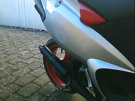 Piaggio NRG MC3 "BYTTET TIL JOG" - Her fra ser rissen ikk så stor ud, vel???? billede 7