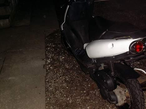 Aprilia Sr ditech bytte til space billede 3