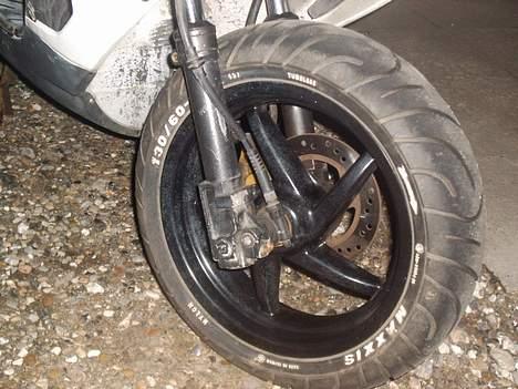 Aprilia Sr ditech bytte til space billede 6