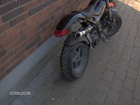 Suzuki street magic (solgt) billede 3