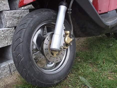 Yamaha jog (solgt) billede 10