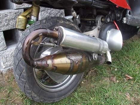 Yamaha jog (solgt) billede 11