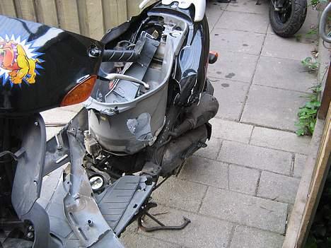 Peugeot tkr - min kærestes scooter  billede 6