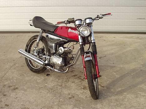 Yamaha 4 gear DX  (SOLGT) - Sådan ser den ud nu og den er ikke helt færdig endnu... billede 1