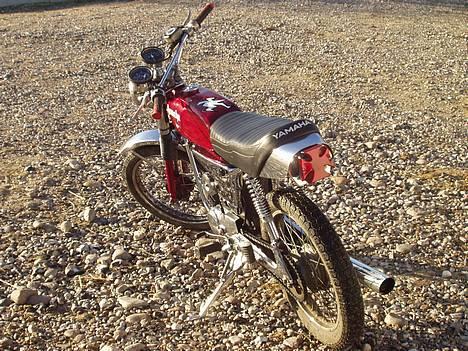 Yamaha 4 gear DX  (SOLGT) - bagfra billede 3