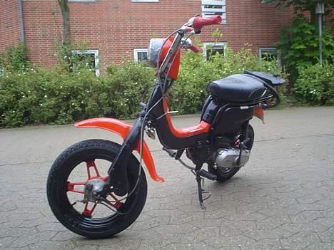 Suzuki FZ 50 *SOLGT* billede 2