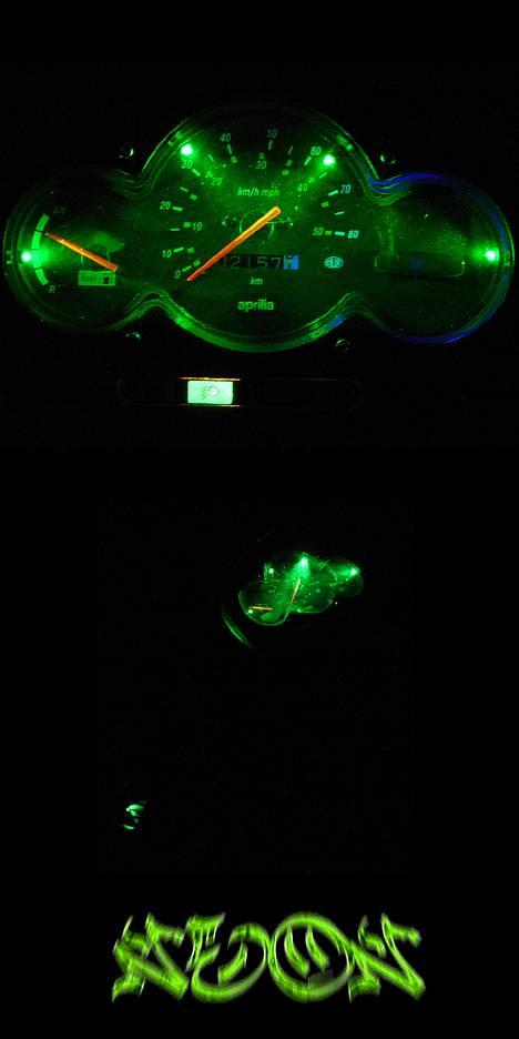 Aprilia Sonic - Neon Pwnage eller noget :P? billede 3