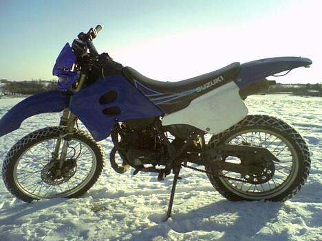 Suzuki RMX - ~x~ SOLGT ~x~ billede 2