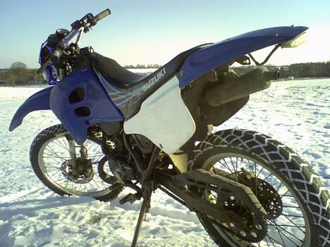 Suzuki RMX - ~x~ SOLGT ~x~ billede 3