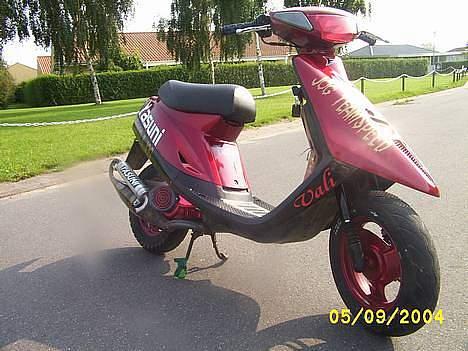 Yamaha jog TAGET AF PANSER igen billede 2