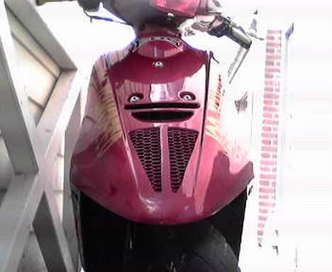 Yamaha jog TAGET AF PANSER igen billede 3