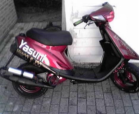 Yamaha jog TAGET AF PANSER igen billede 4