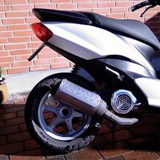 Yamaha Jog R custom (Kawasaki)