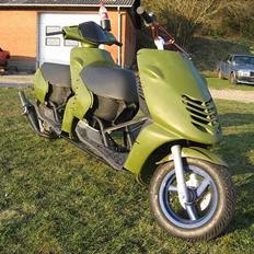 Aprilia TwinSonic Solgt
