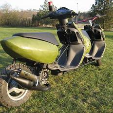 Aprilia TwinSonic Solgt