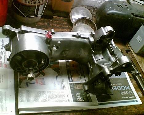 Yamaha J@g fs (Solgt) :'(  - efter mange timers rengørning klar til at blive malet..  billede 2