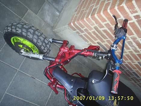 Aprilia rally solgt billede 2