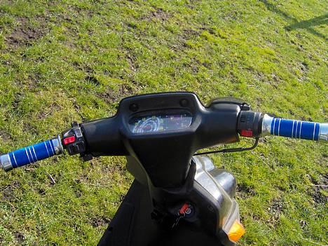 Yamaha BWS *SOLGT* billede 6