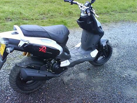 PGO Pmx Naked billede 1