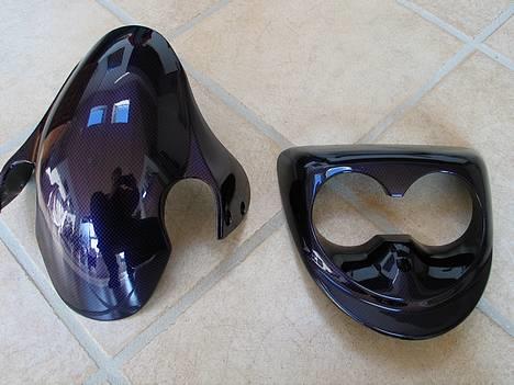 PGO ¤HOTTEN¤ xSOLGTx - ny dele carbon forskærm og forlygter skjold :) billede 2