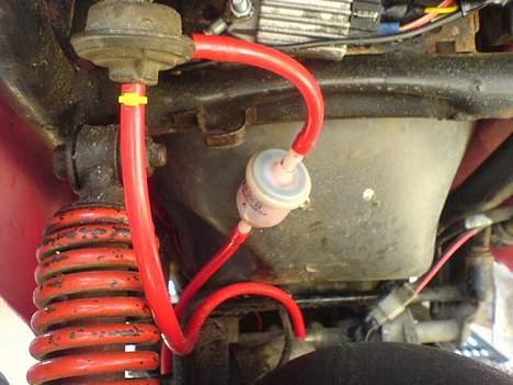 PGO Hot 50 (>Everload<) - nyt. 24-03-07. Så er der kommet rød benzinslange på ser mega godt ud billede 17