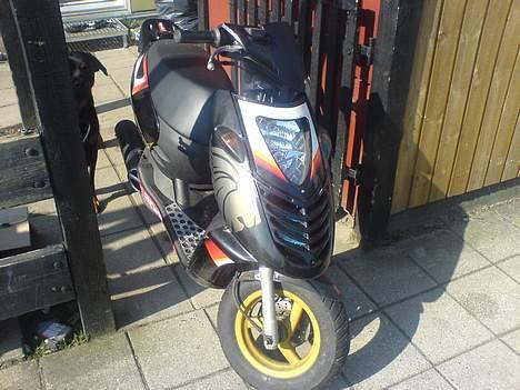 Aprilia sonic gp(solgt) billede 2
