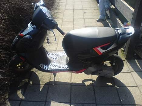 Aprilia sonic gp(solgt) billede 4