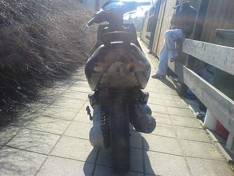 Aprilia sonic gp(solgt) billede 9