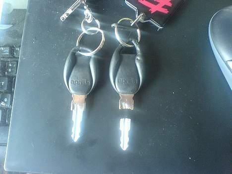 Aprilia sonic gp(solgt) - ja den ene nøgle er desvære knækket billede 14