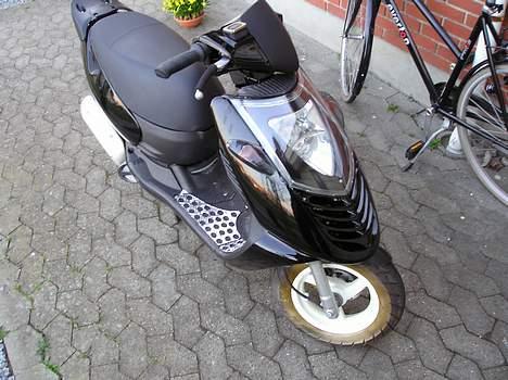 Aprilia Sonic SOLGT billede 2